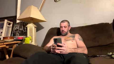 Snapshot of coachg12 chatting on 02-01-26, 02:10 coachg12 online show from 02-01-26, 02:10