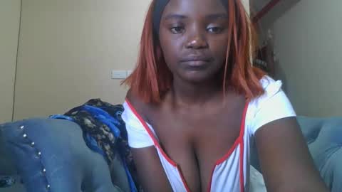 Ninah online show from 05-25-26, 03:18