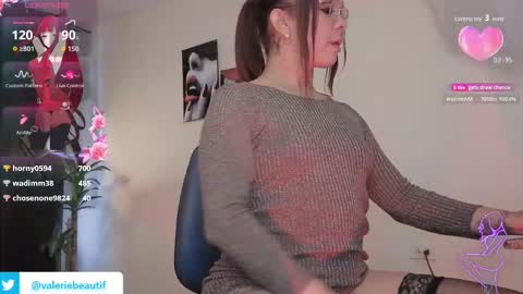 Valerie  nenitasexy online show from 10-08-25, 04:48