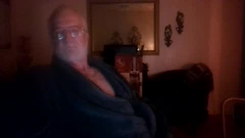 Snapshot of cockpumpforyou chatting on 12-24-24, 10:11 Cock Pump For You online show from 12-24-24, 10:11
