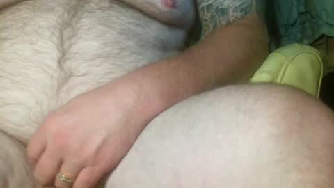 Snapshot of cockstroking41977 chatting on 10-27-25, 04:05 cockstroking online show from 10-27-25, 04:05