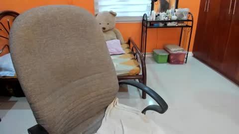Snapshot of cocktits69 chatting on 02-10-25, 12:19 titanis online show from 02-10-25, 12:19