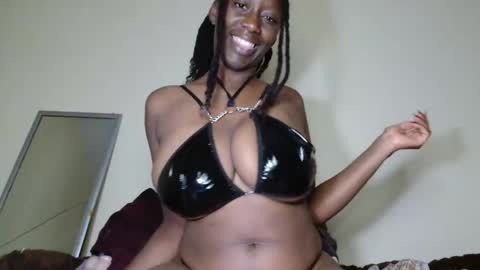 Snapshot of cocoalush9819 chatting on 05-20-26, 02:18 cocoalush9819 online show from 05-20-26, 02:18