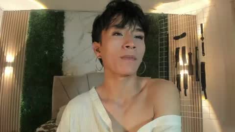 Snapshot of cococumps chatting on 07-30-26, 05:28 COCO online show from 07-30-26, 05:28