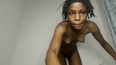 Snapshot of coconoir1 chatting on 07-06-26, 01:24 Coco online show from 07-06-26, 01:24