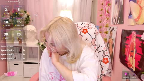 Snapshot of coconut_mia chatting on 02-04-25, 03:11 Mia online show from 02-04-25, 03:11