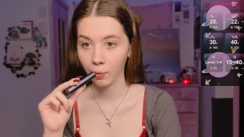 Snapshot of coddleweeper chatting on 09-17-25, 07:26 Hello guys my name is Coddle online show from 09-17-25, 07:26