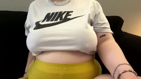 TheGoddessCodie online show from 04-23-26, 03:25