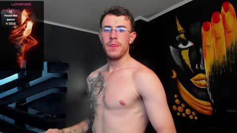 Snapshot of codyywalker chatting on 05-02-26, 11:43 Cody Walker online show from 05-02-26, 11:43