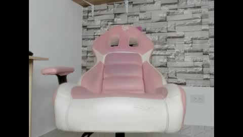 laurita online show from 01-17-25, 06:54