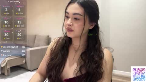 Snapshot of coffee_wihtout_milk chatting on 06-02-26, 02:02 Yumi online show from 06-02-26, 02:02
