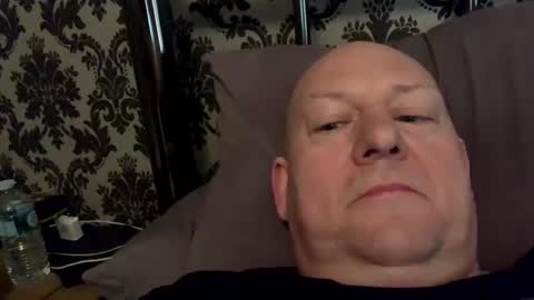 Snapshot of col4nows chatting on 03-02-25, 09:31 col4nows online show from 03-02-25, 09:31