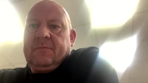 Snapshot of col4nows chatting on 09-23-25, 10:07 col4nows online show from 09-23-25, 10:07
