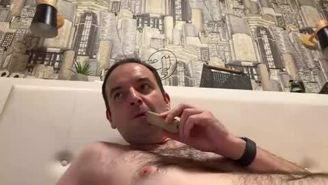 colambus555 online show from 12-25-24, 05:26