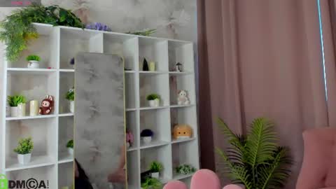 Snapshot of coldbby chatting on 07-10-26, 12:30 Eva online show from 07-10-26, 12:30