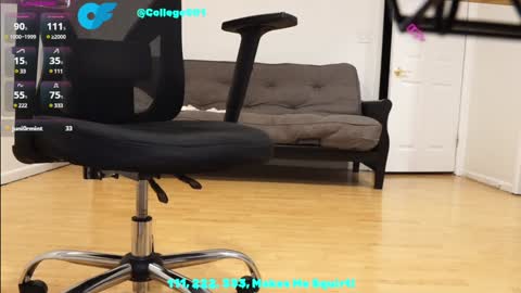 Snapshot of college001 chatting on 12-29-24, 01:17 College001 online show from 12-29-24, 01:17