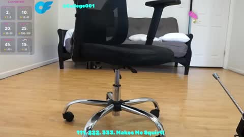 Snapshot of college001 chatting on 02-27-25, 09:25 College001 online show from 02-27-25, 09:25