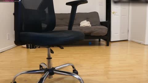 Snapshot of college001 chatting on 09-14-25, 12:48 College001 online show from 09-14-25, 12:48