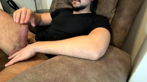 Snapshot of college_fundz chatting on 03-15-26, 05:24 Mikey online show from 03-15-26, 05:24