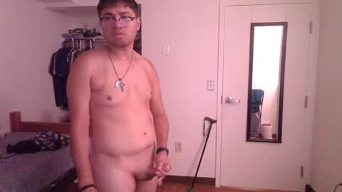 Snapshot of collegeboy2025 chatting on 10-28-25, 01:42 collegeboy2025 online show from 10-28-25, 01:42