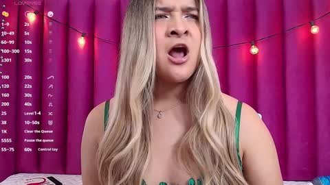 Snapshot of collegepawglovedaddy chatting on 01-20-25, 10:59 MEGAN online show from 01-20-25, 10:59