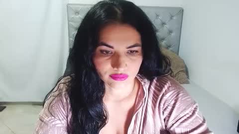 viviana online show from 09-25-25, 04:00