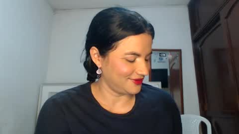 Snapshot of colombi4spice chatting on 07-15-26, 06:02 viviana online show from 07-15-26, 06:02