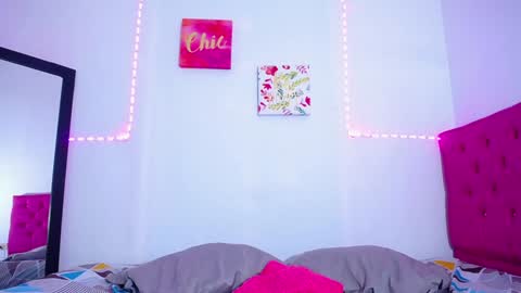  Nahomi  online show from 12-17-24, 12:12