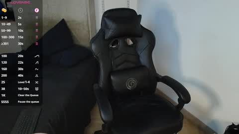 colombianmuscle8 online show from 09-13-25, 10:20