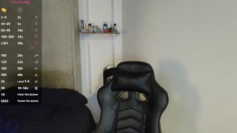 colombianmuscle8 online show from 04-04-26, 02:43