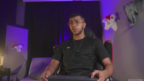 colstorw_ online show from 01-06-26, 09:57