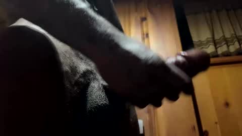 Heavyd614 online show from 12-20-24, 05:04