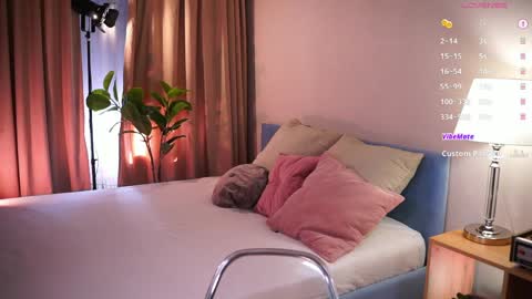 Audrey online show from 04-08-26, 01:55