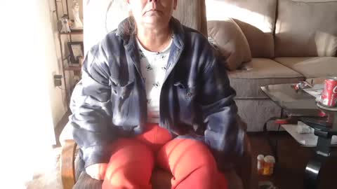 Snapshot of comebackpussy chatting on 12-23-24, 09:29 comeback pussy online show from 12-23-24, 09:29