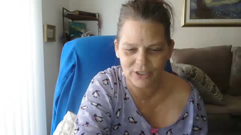 Snapshot of comebackpussy chatting on 01-27-25, 04:33 comeback pussy online show from 01-27-25, 04:33