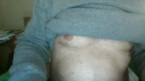 Snapshot of comeonmymouth chatting on 12-25-24, 05:15 comeonmymouth online show from 12-25-24, 05:15