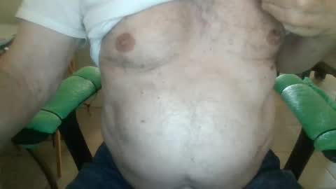 Snapshot of comeonmymouth chatting on 01-09-25, 06:15 comeonmymouth online show from 01-09-25, 06:15