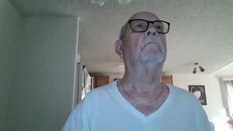 Snapshot of comeonmymouth chatting on 01-12-25, 11:47 comeonmymouth online show from 01-12-25, 11:47