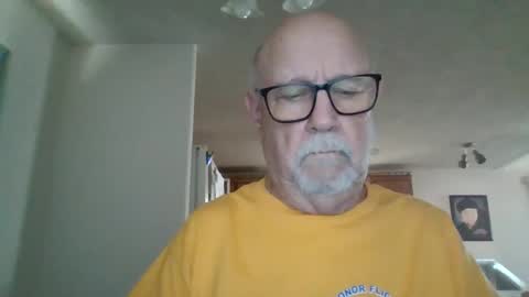 Snapshot of comeonmymouth chatting on 01-17-25, 09:17 comeonmymouth online show from 01-17-25, 09:17