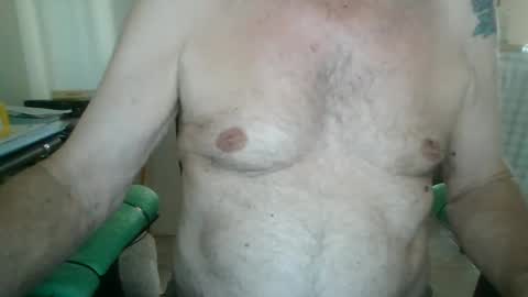 Snapshot of comeonmymouth chatting on 09-10-25, 09:15 comeonmymouth online show from 09-10-25, 09:15