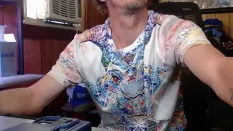 Nelson or ComicKing and sometime Peachy143 online show from 12-21-25, 03:41