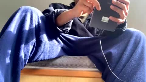 Snapshot of comobailamioso chatting on 03-09-25, 09:24 comobailamioso online show from 03-09-25, 09:24