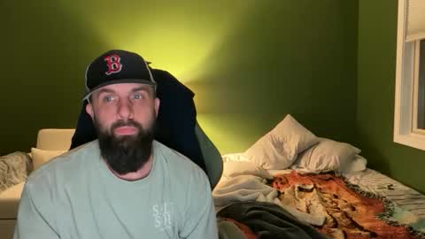 Snapshot of concentralized chatting on 12-02-25, 06:08 Matt online show from 12-02-25, 06:08