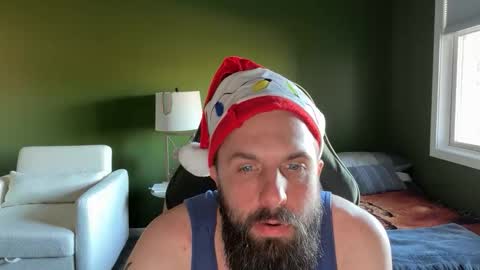 Snapshot of concentralized chatting on 12-16-25, 06:02 Matt online show from 12-16-25, 06:02