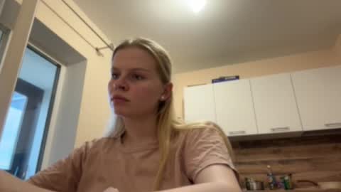 Snapshot of concettabellus chatting on 07-23-26, 03:21 Kate online show from 07-23-26, 03:21