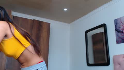Snapshot of conni_f00x chatting on 02-12-25, 12:33 conni_f00x online show from 02-12-25, 12:33