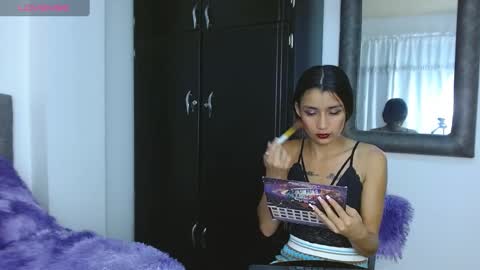 Snapshot of conni_f00x chatting on 02-13-25, 02:12 conni_f00x online show from 02-13-25, 02:12