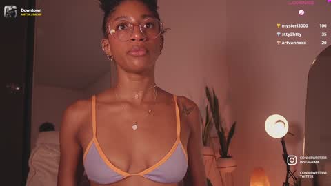 Snapshot of connie_west0 chatting on 01-20-25, 12:25   independent model online show from 01-20-25, 12:25