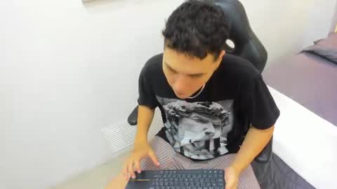 Snapshot of connor_austin chatting on 07-20-26, 11:34 Connor Austin online show from 07-20-26, 11:34