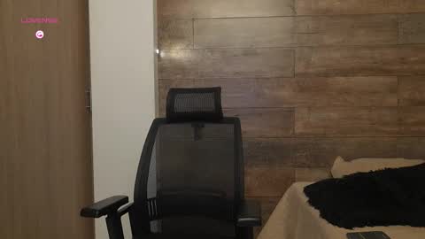 connor_h1 online show from 02-28-26, 04:24